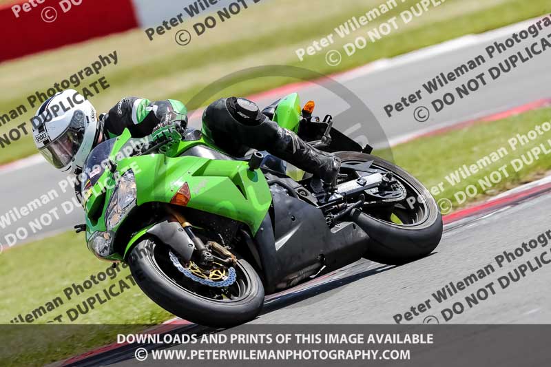 donington no limits trackday;donington park photographs;donington trackday photographs;no limits trackdays;peter wileman photography;trackday digital images;trackday photos
